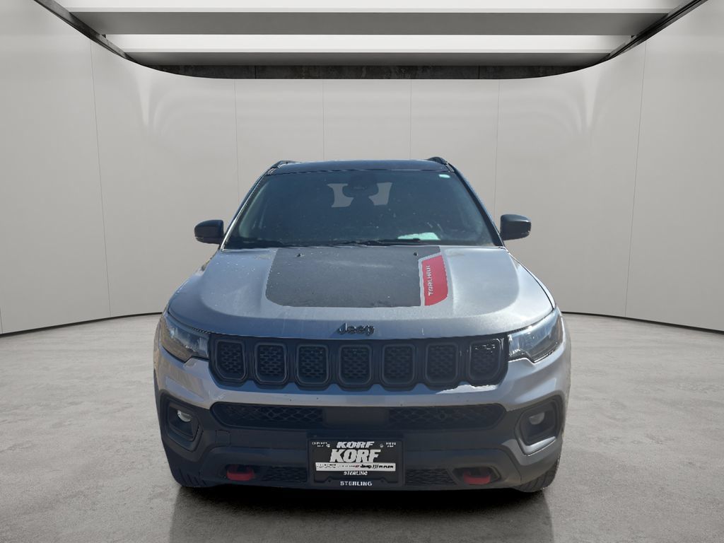 Used 2024 Jeep Compass Trailhawk AWD/4WD image 8