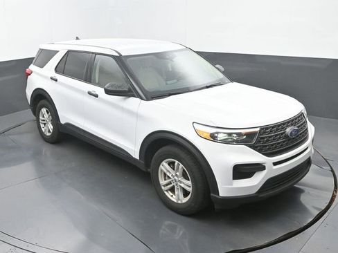 Used 2022 Ford Explorer 4WD w/ Class IV Trailer Tow Package image 13