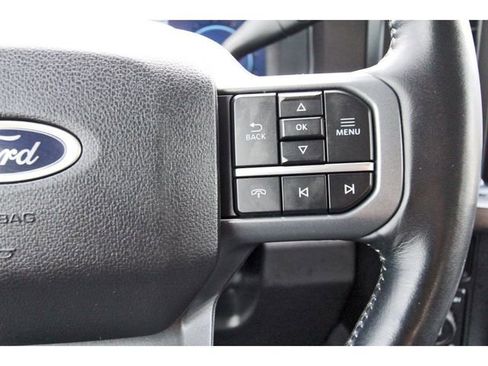 Used 2024 Ford F250 Lariat w/ Black Appearance Package AWD/4WD image 18