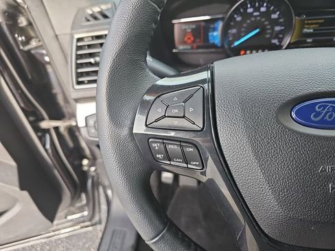 Used 2019 Ford Explorer XLT w/ Equipment Group 201A image 21