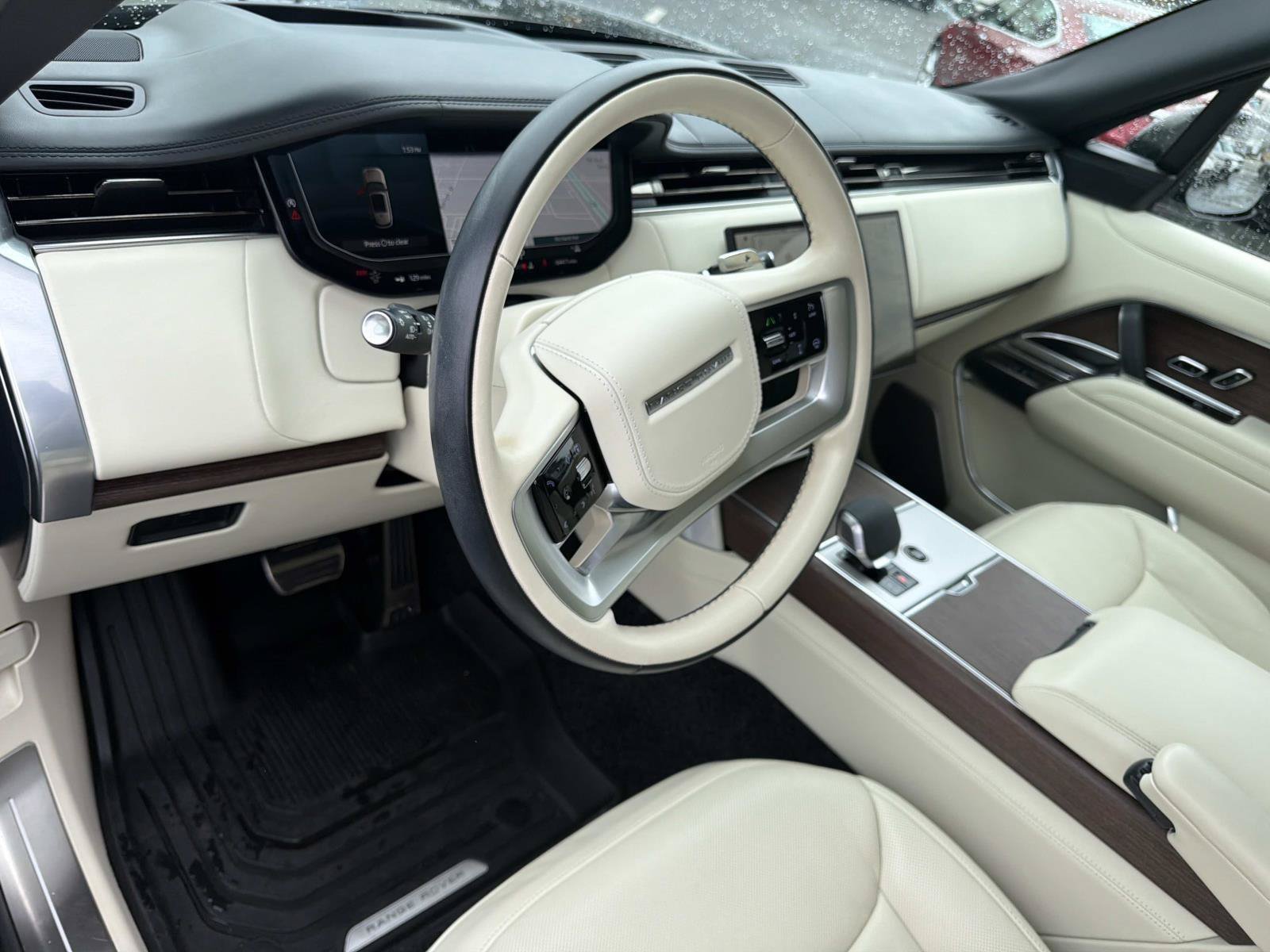 Used 2024 Land Rover Range Rover Long Wheelbase Autobiography AWD/4WD image 18