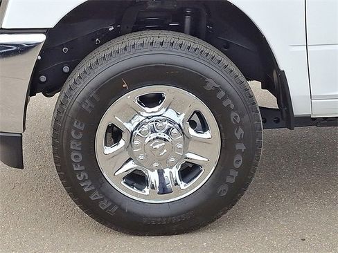 Used 2024 RAM 2500 Tradesman w/ Chrome Appearance Group image 26
