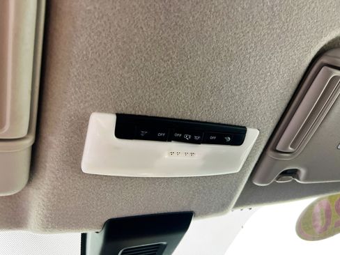 Used 2020 Nissan Kicks SV image 22