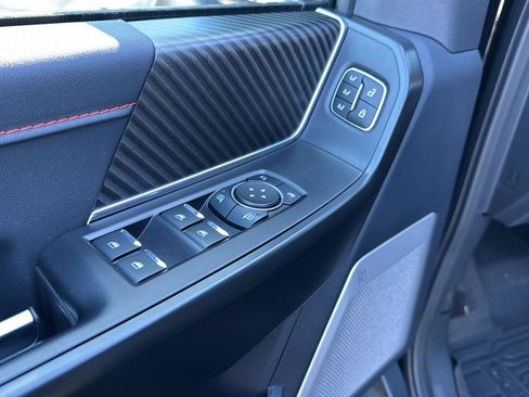 Used 2025 Ford F150 Raptor image 28