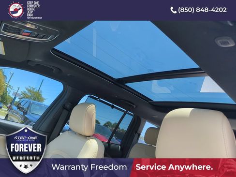Used 2022 Jeep Grand Cherokee Limited 4xe w/ Luxury Tech Group II AWD/4WD image 28