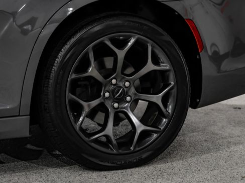 Used 2017 Chrysler 300 S w/ S Model Appearance Package RWD image 68