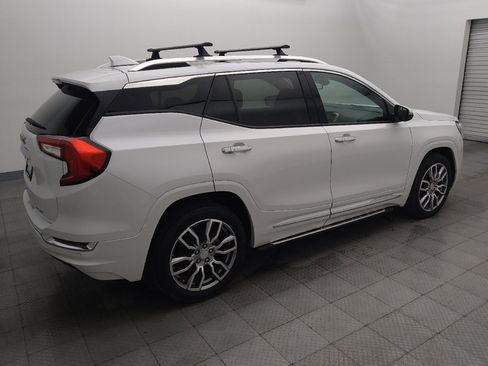 Used 2022 GMC Terrain Denali w/ Denali Premium Package AWD/4WD image 10