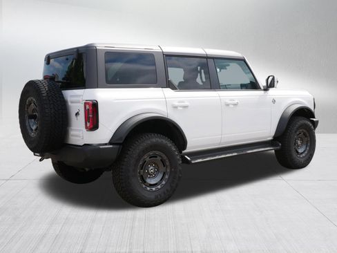 Used 2025 Ford Bronco Outer Banks w/ Sasquatch Package AWD/4WD image 7