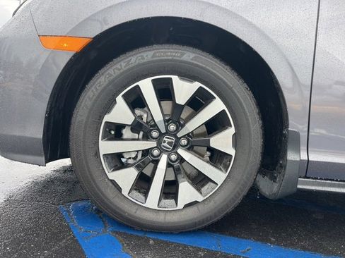 Used 2026 Honda Odyssey EX-L image 11