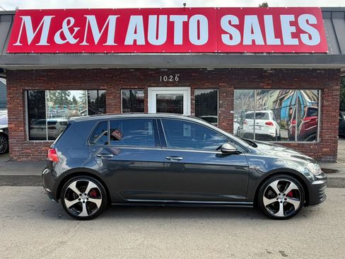 Used 2015 Volkswagen GTI SE w/ Lighting Package (SEL) image 2