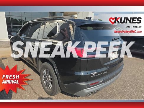 Used 2025 GMC Acadia Elevation AWD/4WD image 6