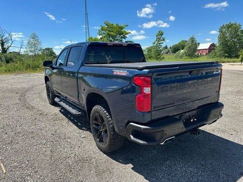 Used 2020 Chevrolet Silverado 1500 LT Trail Boss AWD/4WD image 27