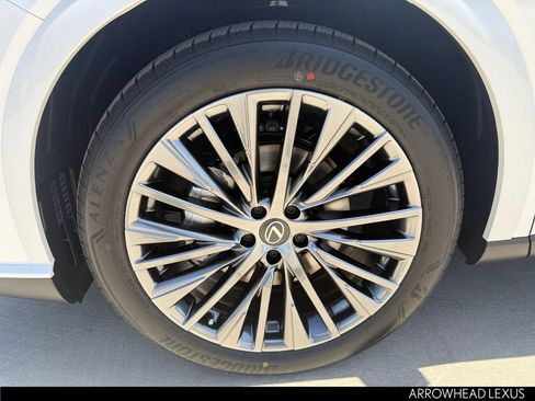 New 2026 Lexus RX 450h AWD image 10