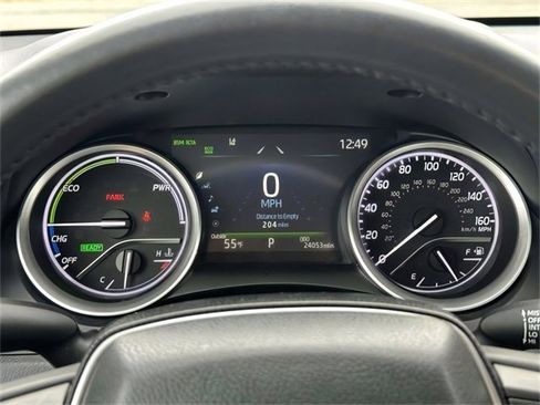 Used 2023 Toyota Camry XLE image 16