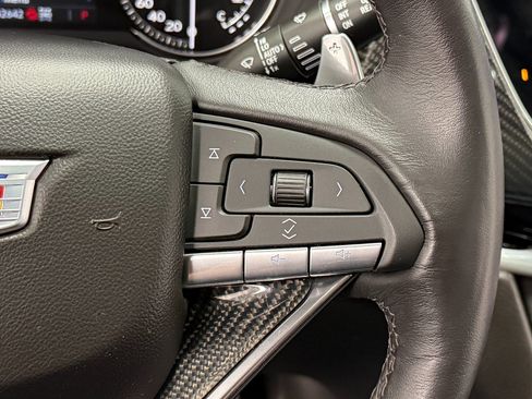 Used 2024 Cadillac XT6 Sport AWD/4WD image 21