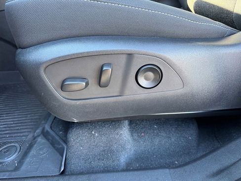 New 2025 Chevrolet Traverse LT w/ LPO, Floor Liner Package image 13