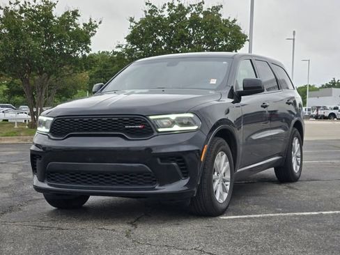 Used 2025 Dodge Durango GT RWD image 3
