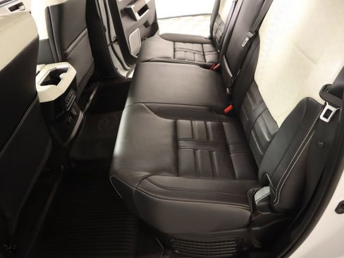 Used 2022 Toyota Tundra Capstone AWD/4WD image 12