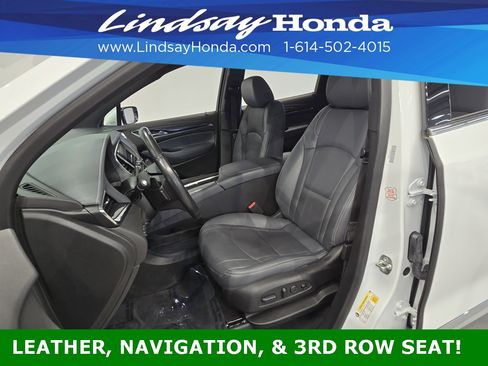 Used 2024 Buick Enclave Premium image 10