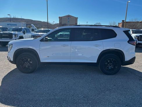 Used 2024 GMC Acadia AT4 w/ Super Cruise Package image 8