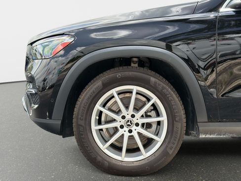 Used 2024 Mercedes-Benz GLE 350 4MATIC w/ Winter Package image 13