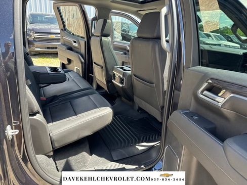 Used 2022 Chevrolet Silverado 1500 LTZ w/ LTZ Premium Package AWD/4WD image 27