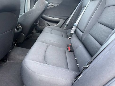 Used 2025 Chevrolet Malibu LT FWD image 14