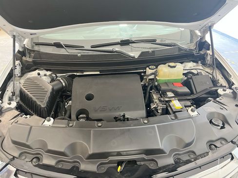 Used 2022 Chevrolet Traverse Premier AWD/4WD image 31