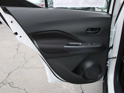 Certified 2025 Nissan Kicks Play S FWD image 24