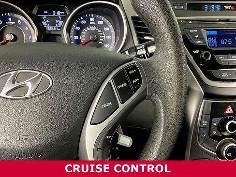 Used 2016 Hyundai Elantra SE FWD image 11