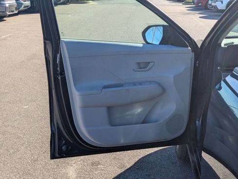 Used 2024 Hyundai Kona SEL image 19