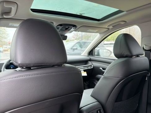 New 2026 Hyundai Tucson Limited image 31