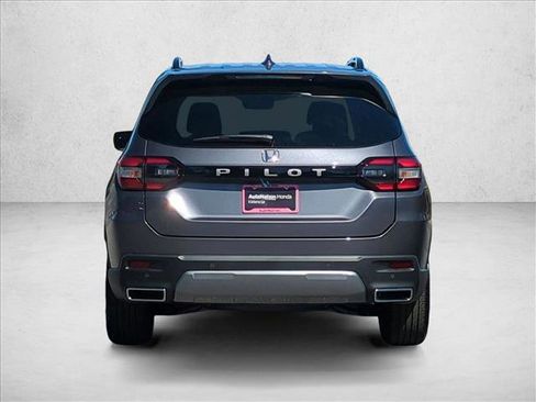 New 2026 Honda Pilot EX-L image 8