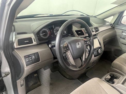 Used 2016 Honda Odyssey SE image 14