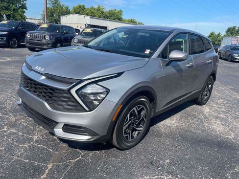 Used 2021 Ford Escape SE w/ Convenience Package AWD/4WD image 3