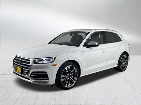 Used 2018 Audi SQ5 Prestige w/ Prestige Package image 3