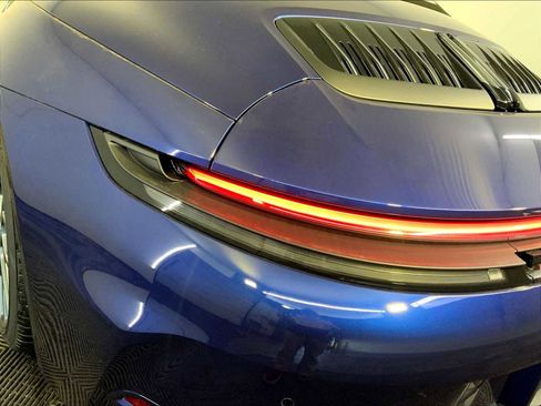 New 2026 Porsche 911 Carrera T image 18