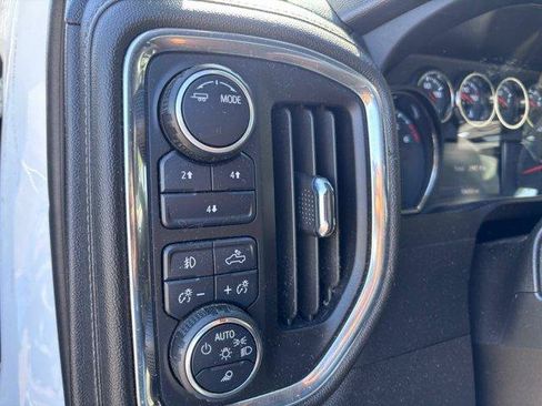 Used 2023 Chevrolet Silverado 2500 LT w/ Convenience Package AWD/4WD image 9