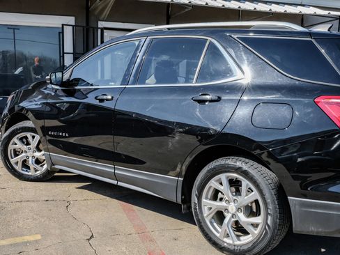 Used 2018 Chevrolet Equinox LT image 13
