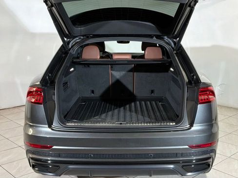 Used 2022 Audi Q8 Premium Plus image 22