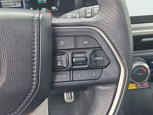 Used 2025 Toyota 4Runner TRD Sport Premium AWD/4WD image 29