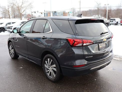 Used 2023 Chevrolet Equinox LT image 28