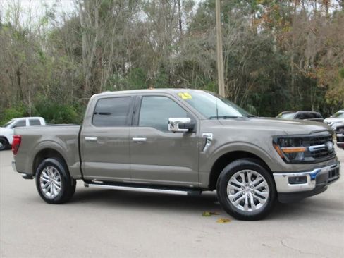Used 2025 Ford F150 XLT w/ Equipment Group 302A MID image 2