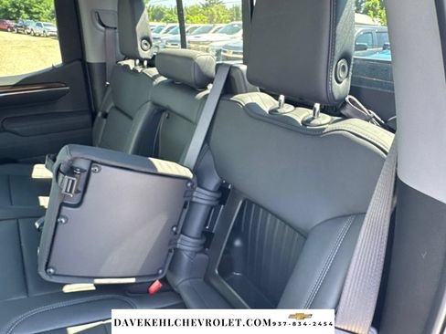 Used 2025 Chevrolet Silverado 1500 LT Trail Boss w/ LT Trail Boss Premium Package AWD/4WD image 17