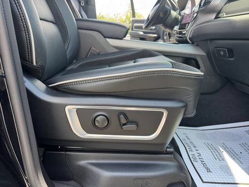 Used 2026 RAM 1500 Laramie AWD/4WD image 23