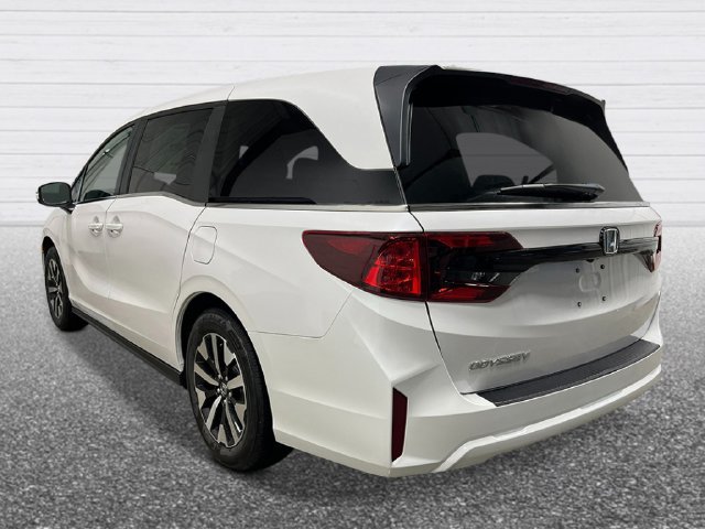 New 2026 Honda Odyssey EX-L image 3