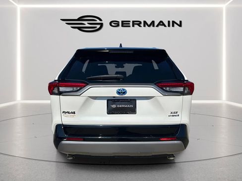 Used 2022 Toyota RAV4 XSE AWD/4WD image 6