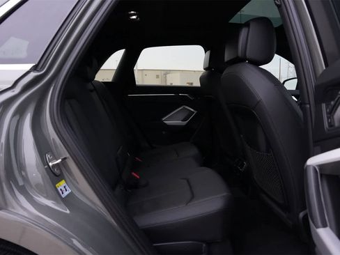 Used 2022 Audi Q3 2.0T Premium Plus image 21