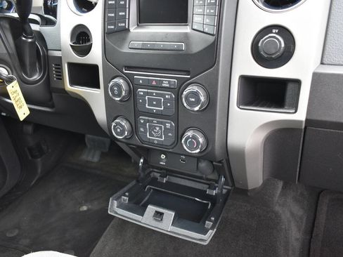 Used 2013 Ford F150 XLT w/ XLT Chrome Pkg image 21