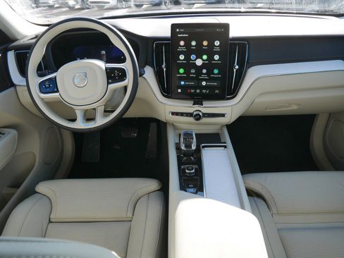 New 2026 Volvo XC60 B5 Ultra w/ Protection Package Premier image 7